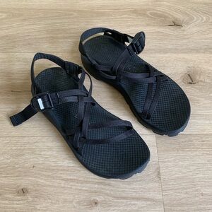 CHACO SANDALS